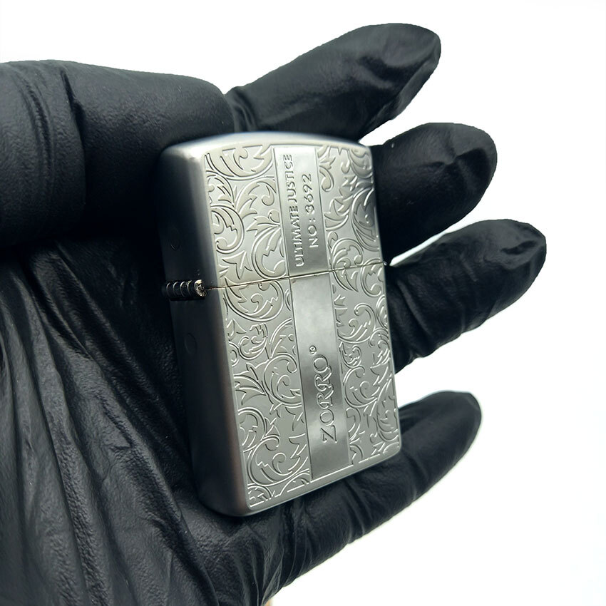  فندک بنزینی زورو مدل سیلور کد d65 