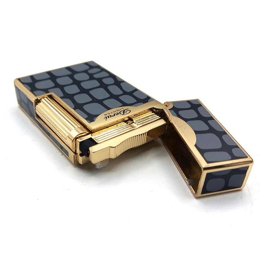  فندک بنزینی دروی طوسی طلایی مدل بغل زن کد d27 