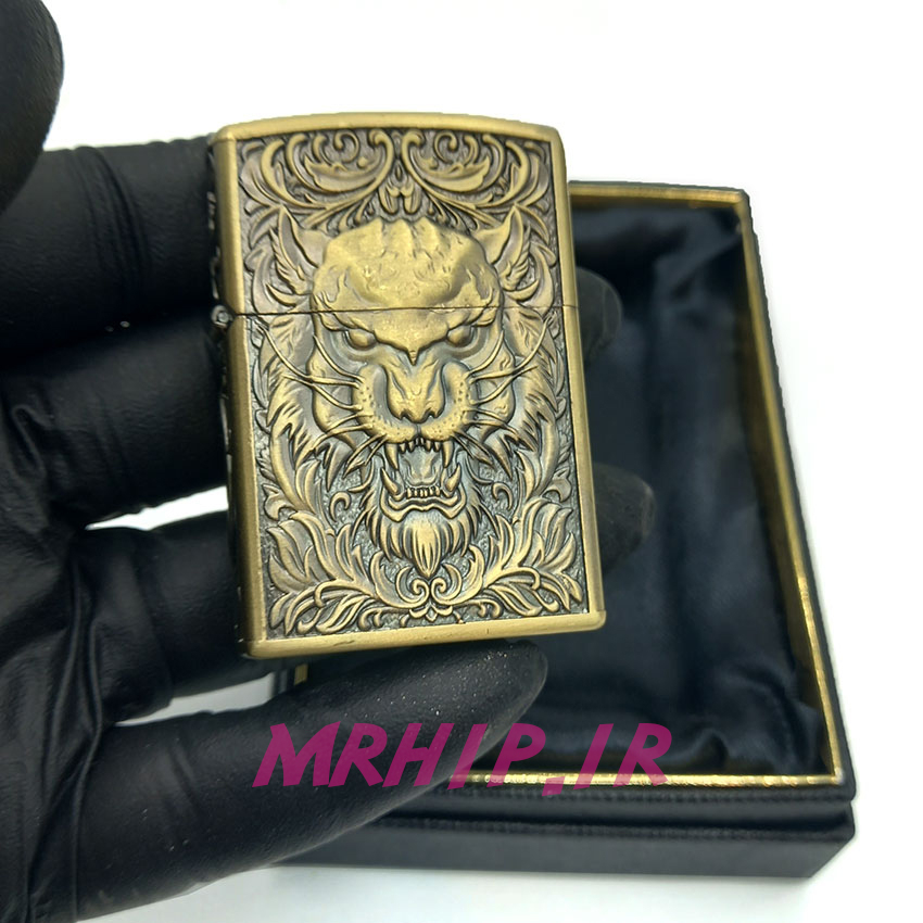  فندک بنزینی زورو طلایی برجسته کد A101 