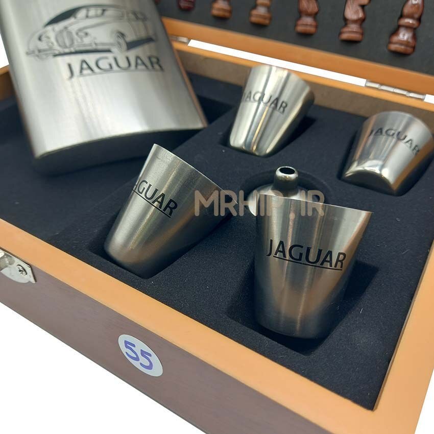  ست قمقمه جیبی و جعبه شطرنج چوبی طرح جگوار کد a560559 