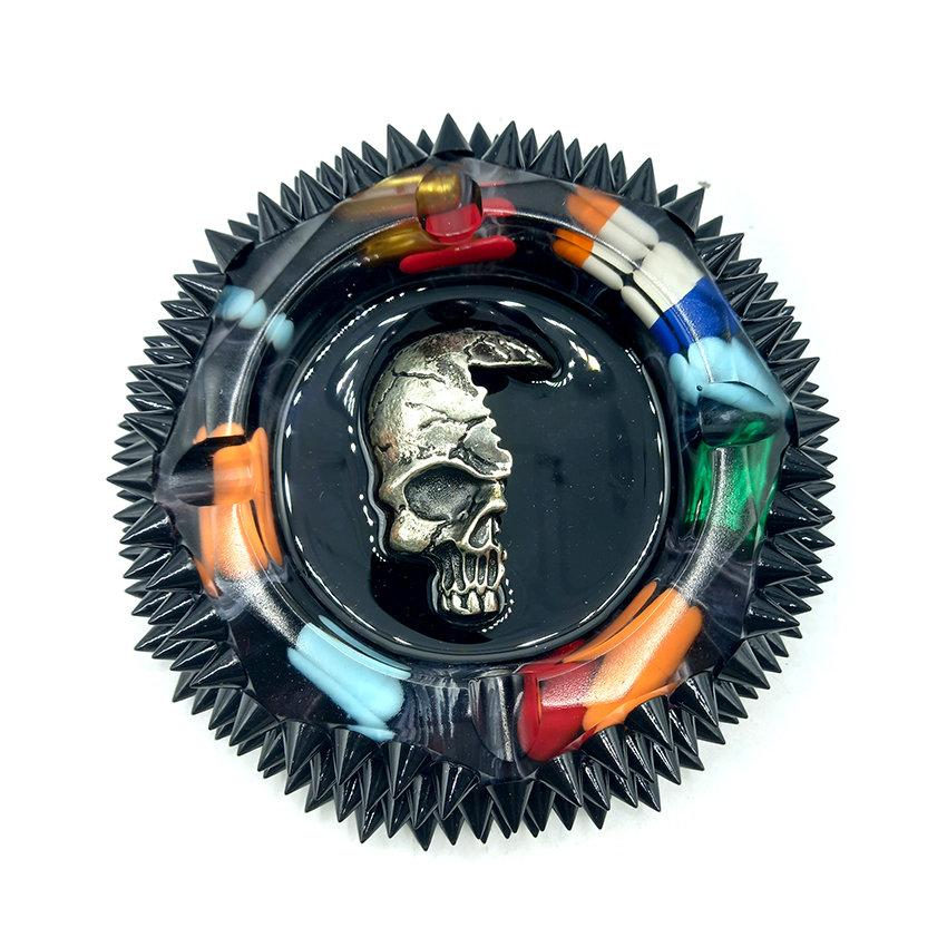  زیرسیگاری رزین مدل جمجمه کد d01 