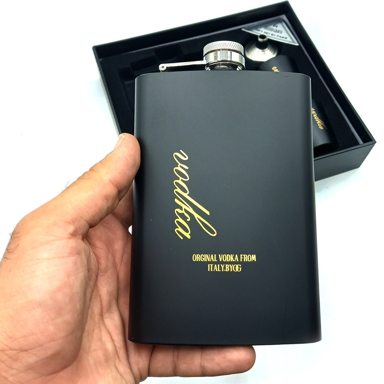  هیپفلاسک (قمقمه جیبی) 2شات مدل vodka کد a520420 
